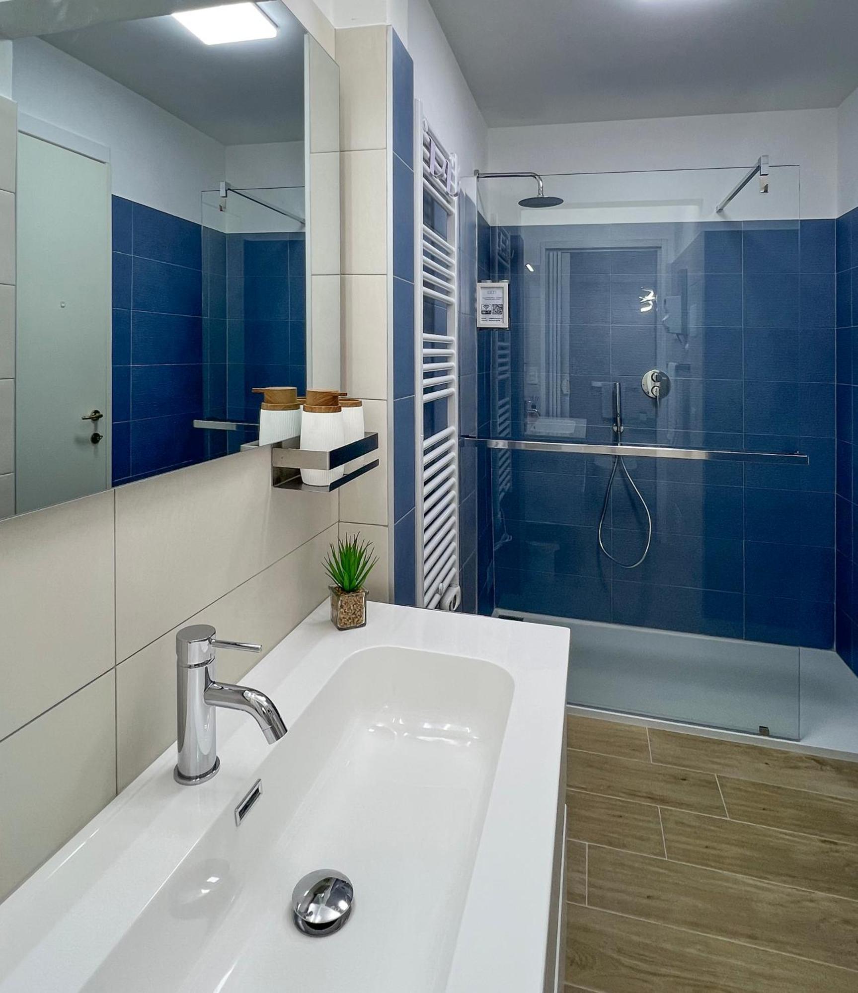 Loft32Pavia, Moderno Appartamento Di 60Mq In Zona Stazione Luaran gambar